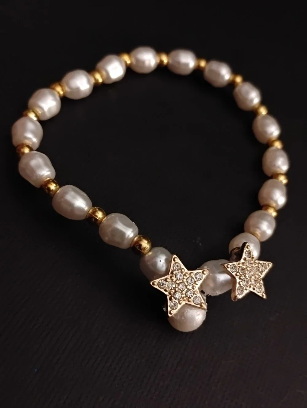Gold & White Pearl Stretch Bracelet with Star Crystal Charms